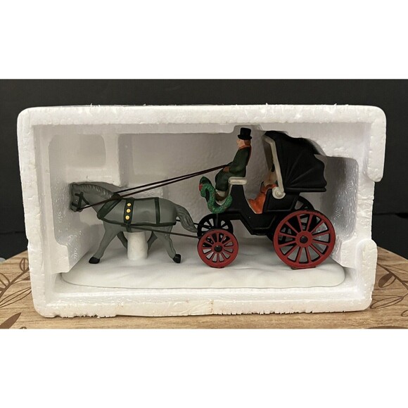 Vtg 1989 Dept 56 CENTRAL PARK CARRIAGE Heritage Village Collection - Picture 10 of 16